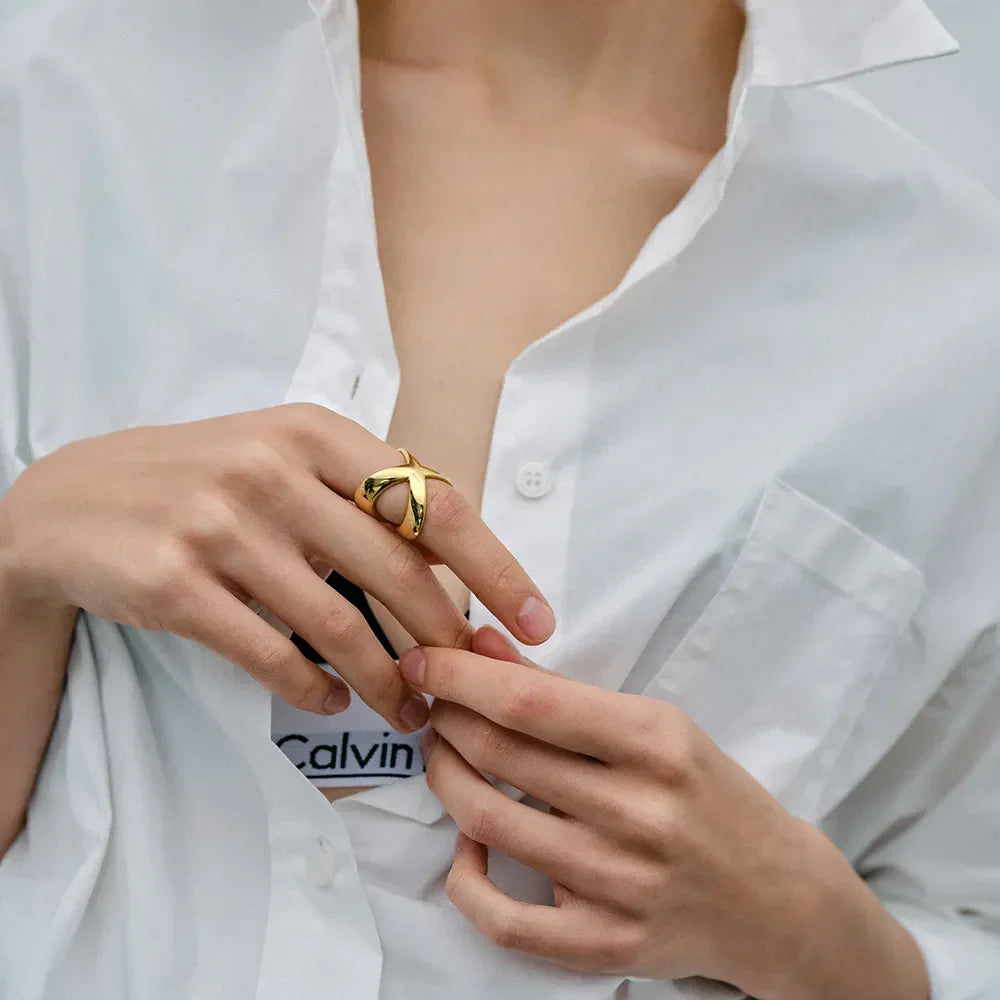 18K Gold-Plated Crisscross Ring - VAleG
