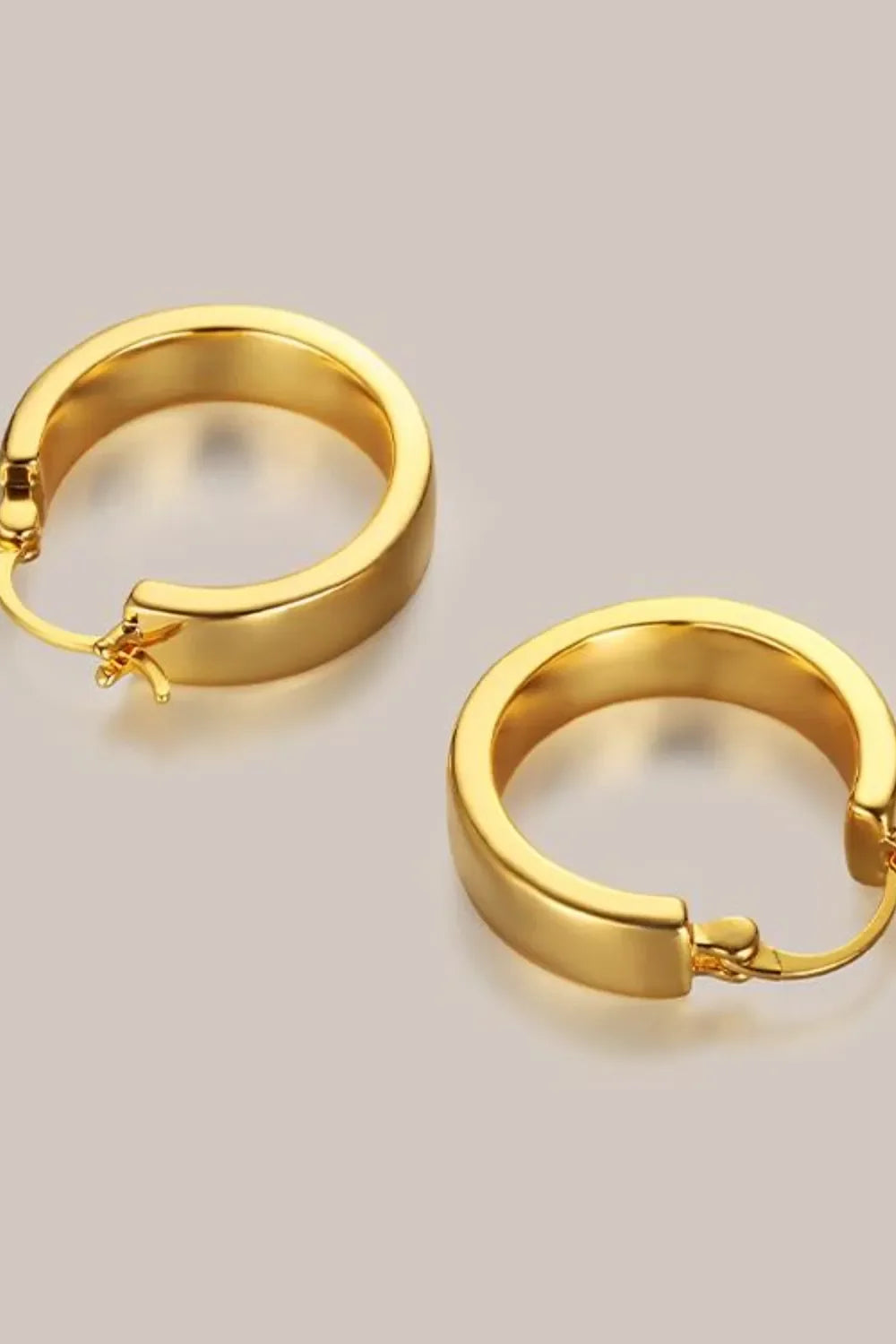 Gold-Plated Brass Huggie Earrings - VAleG