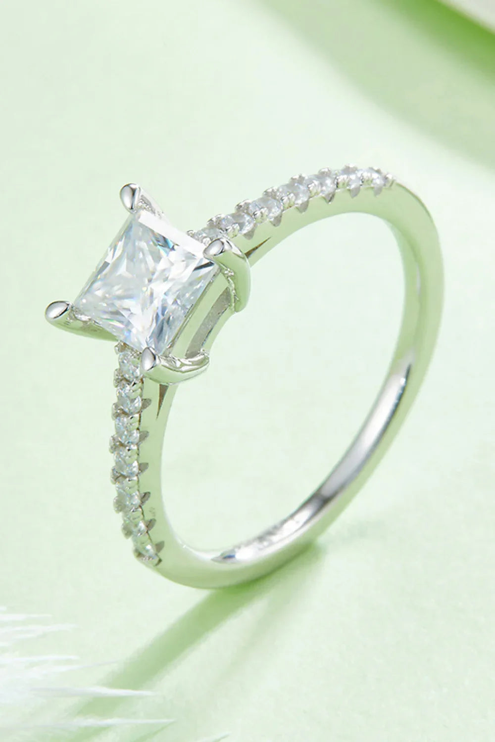 1.21 Carat Moissanite 925 Sterling Silver Side Stone Ring - VAleG