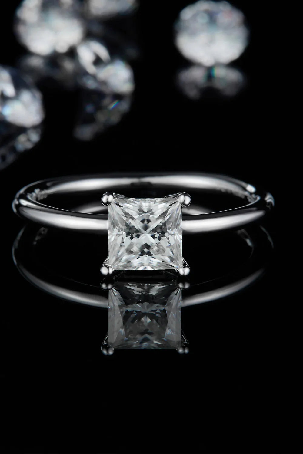1 Carat Moissanite 925 Sterling Silver Solitaire Ring - VAleG