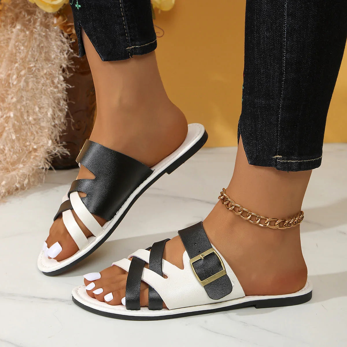 Women's Color Matching Round Head Flat Plus Size Slippers - VAleG