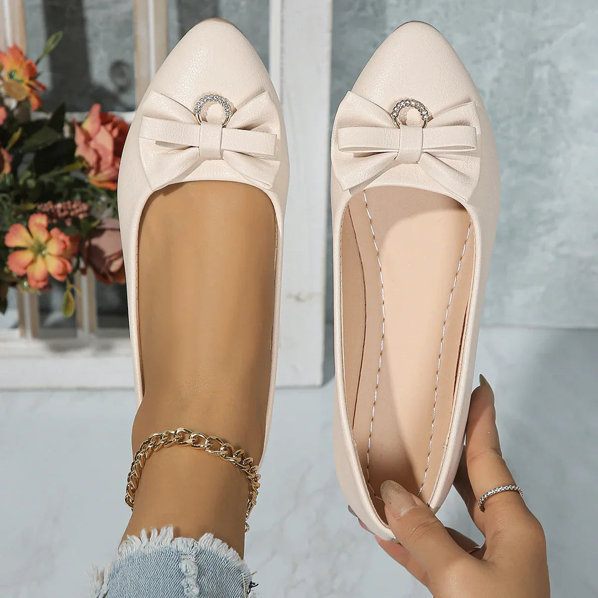 Flat Casual Plus Size Women's Shallow Mouth Bowknot Shoes - VAleG
