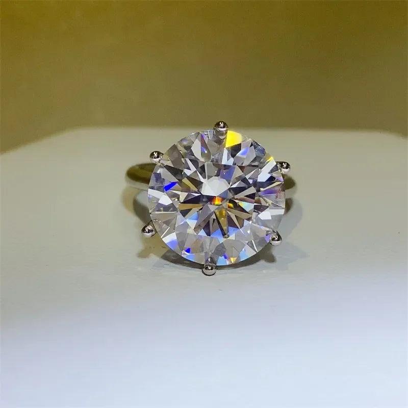 10 Carat Moissanite 925 Sterling Silver Ring - VAleG