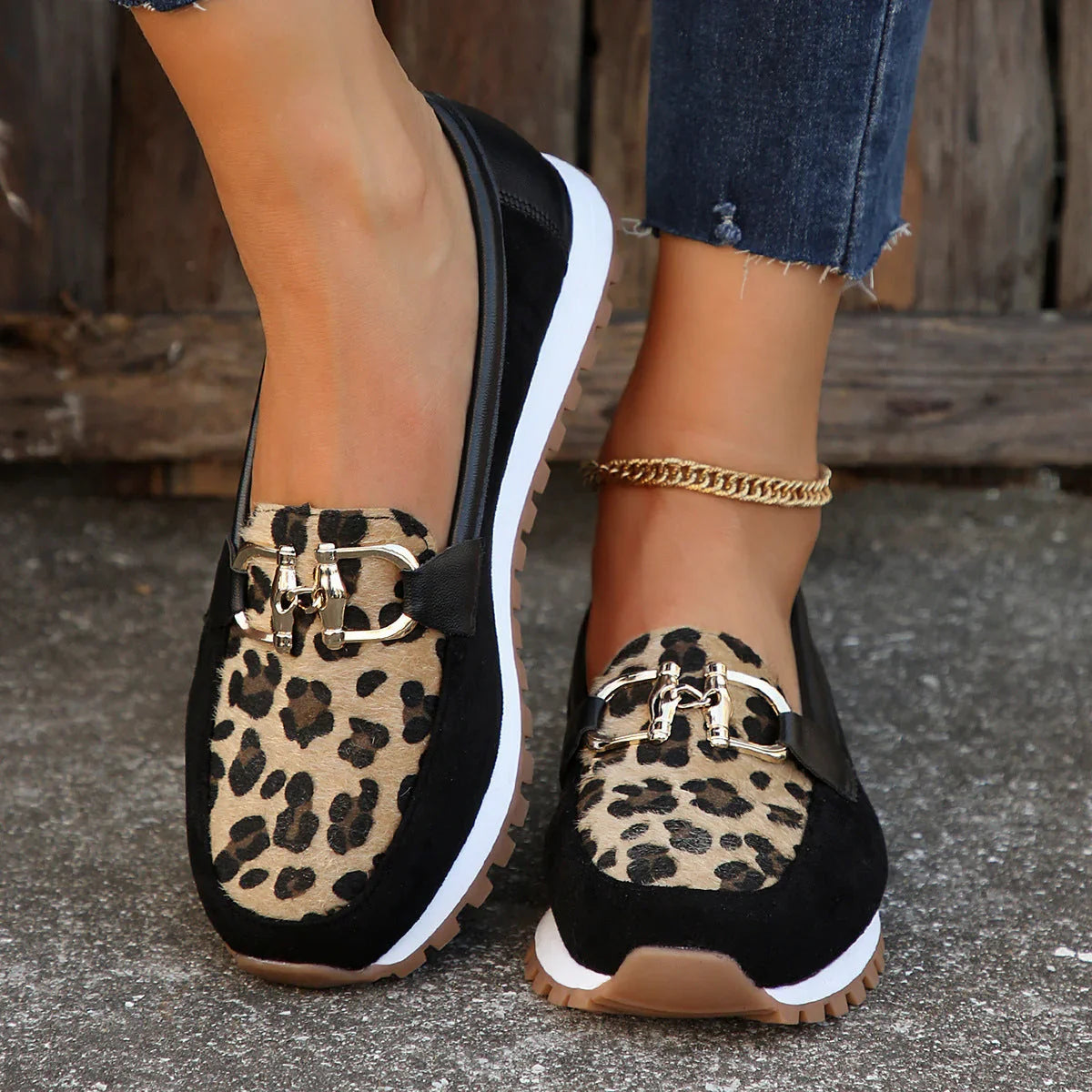 Fashion Women's Summer Metal Buckle Flat Shoes - VAleG
