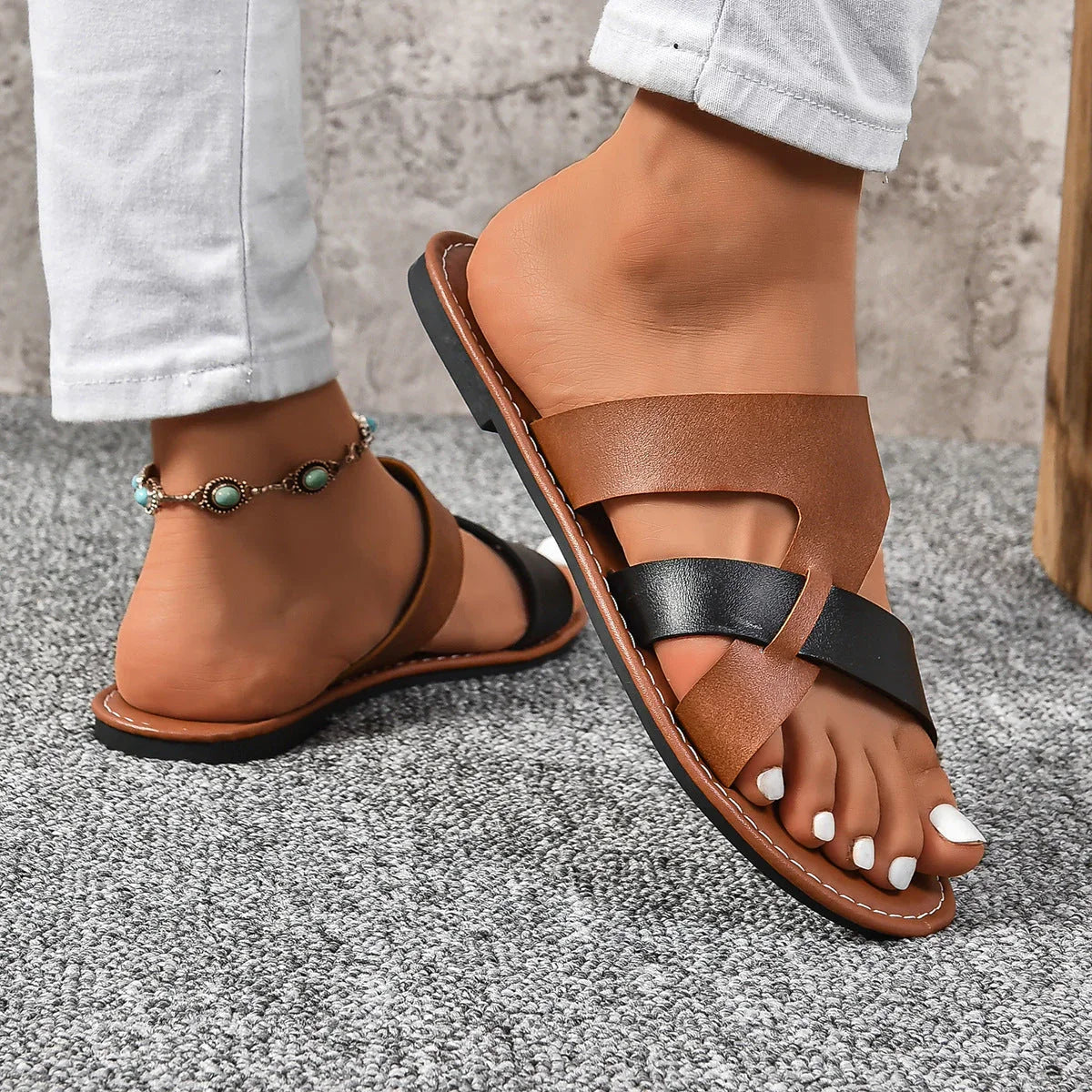 Round Toe Color-blocking One-word Women's Fashion Plus Size Platform Slippers - VAleG