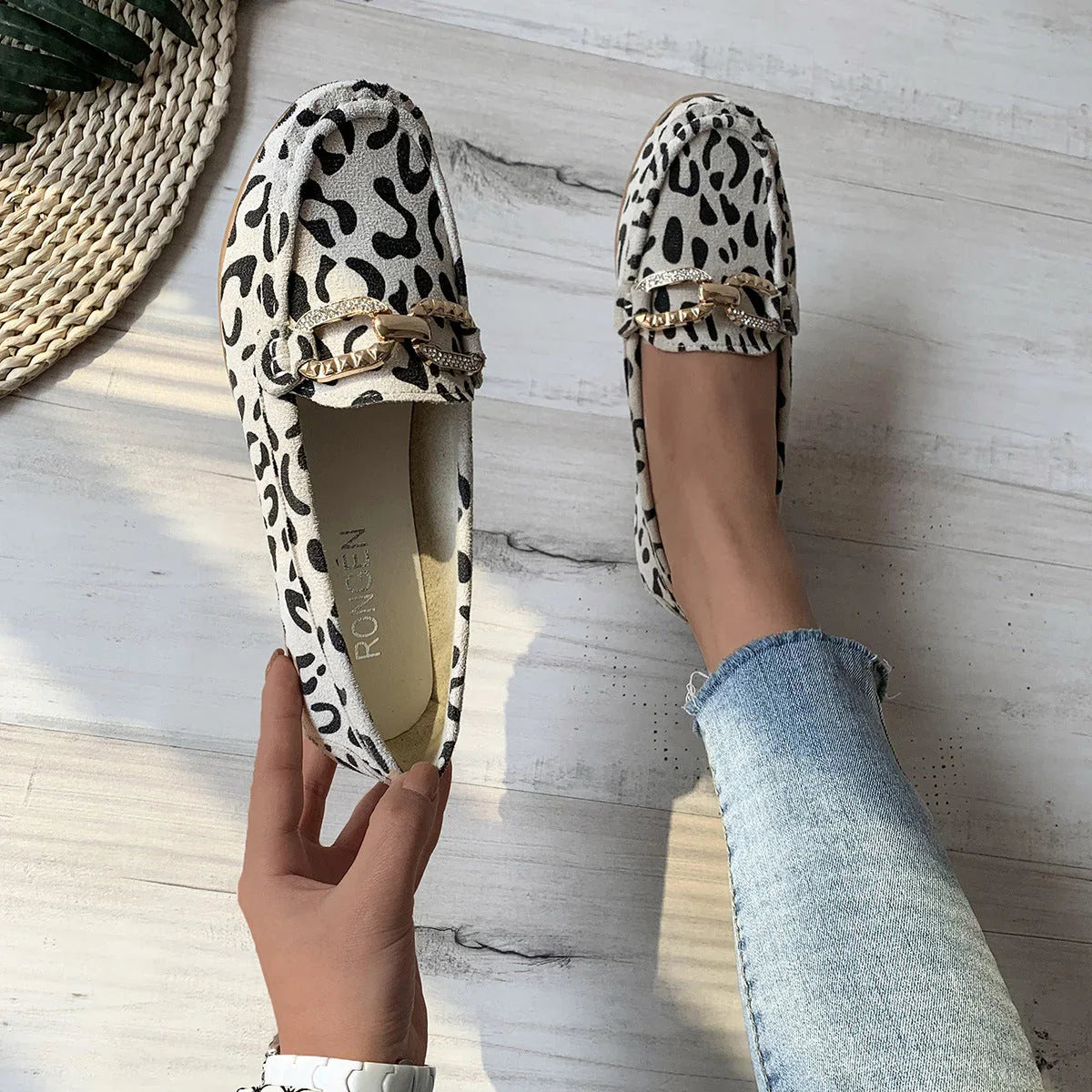 Chain Low-cut Flat Leopard Print Pumps Women - VAleG