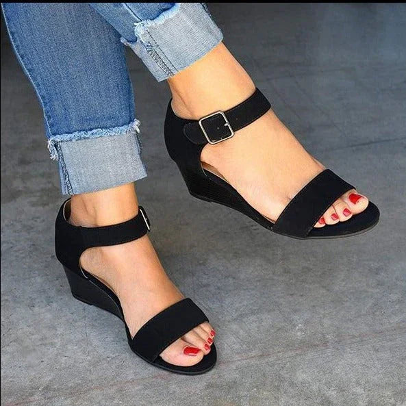 Women's Fashion Wedge Buckle Strap Plus Size Sandals - VAleG