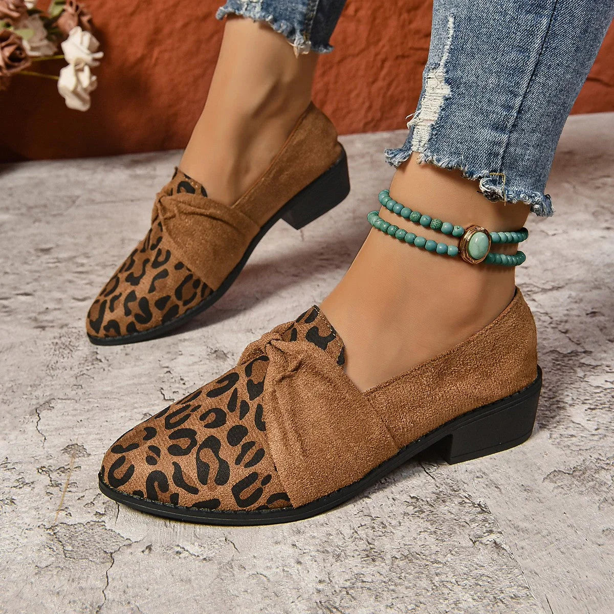Women's Slip-on Leopard Print Casual Suede Slip-on Shoes - VAleG