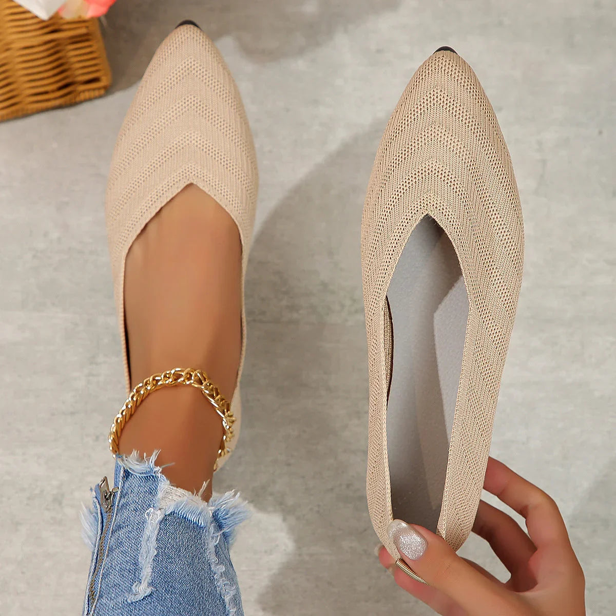 Plus Size Shallow Mouth Flyknit Pumps Popular Pointed-toe Slip-on - VAleG