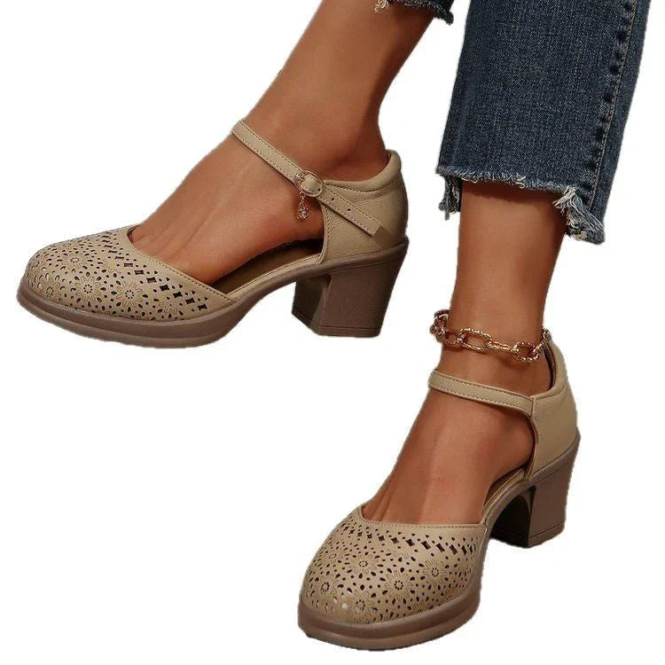 New Retro Easy Matching Hollow Out Mid Heel Toe Box Ankle-strap Buckle Pumps Women - VAleG