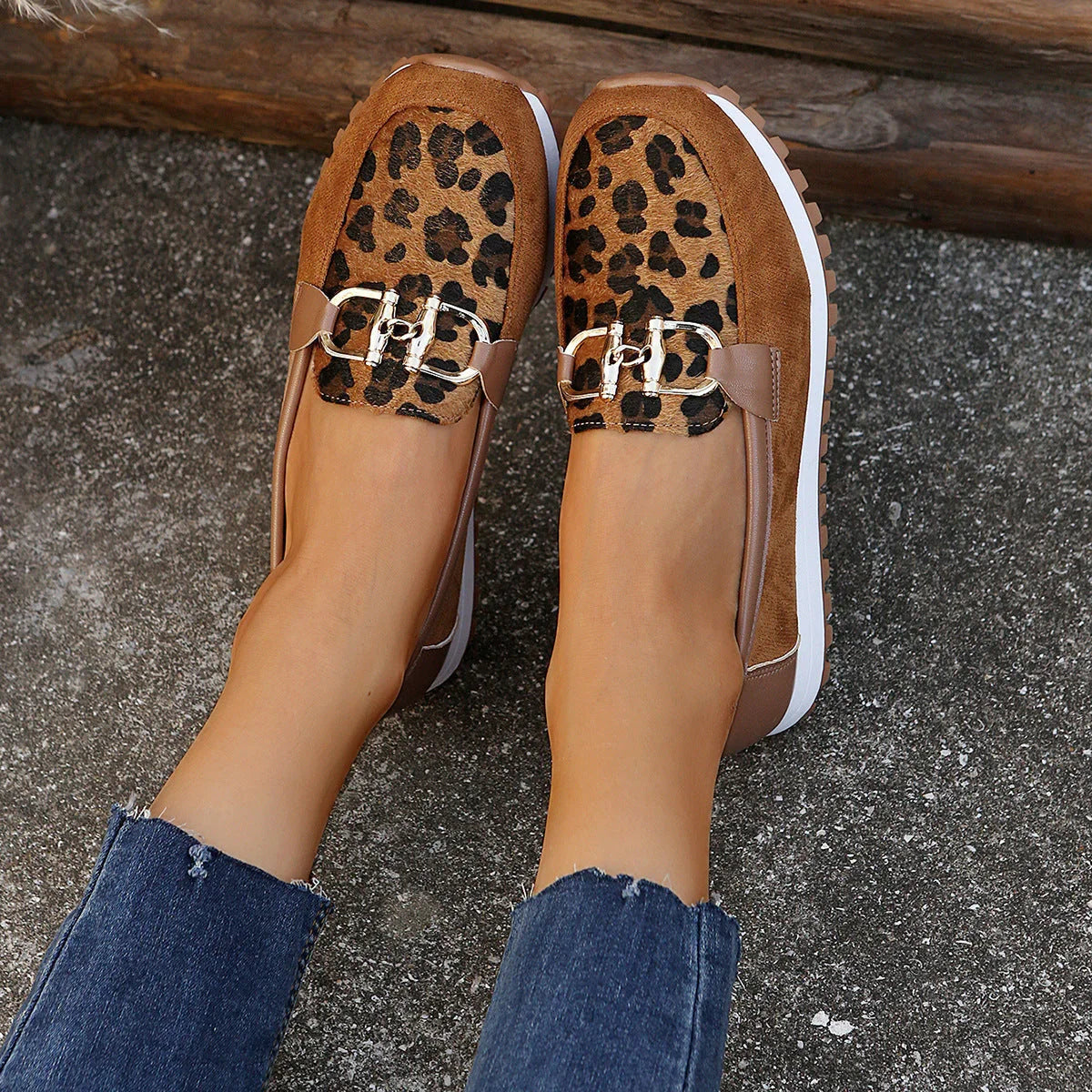 Fashion Women's Summer Metal Buckle Flat Shoes - VAleG