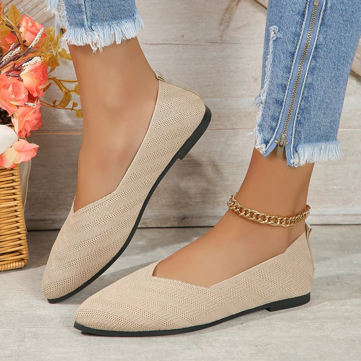 Plus Size Shallow Mouth Flyknit Pumps Popular Pointed-toe Slip-on - VAleG