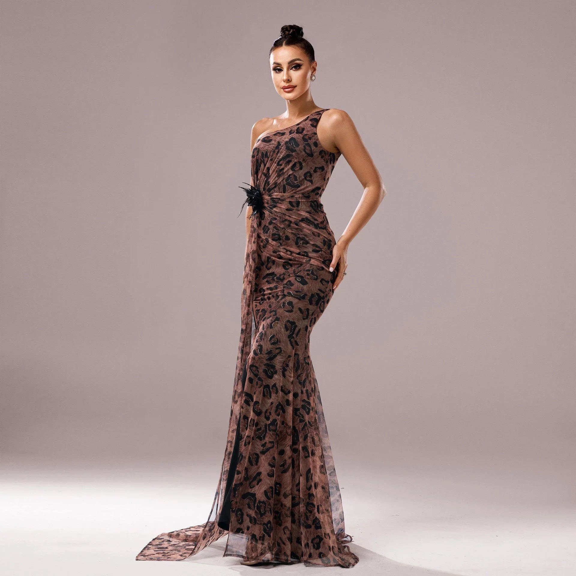 One-shoulder Diagonal Collar Leopard Sequined Evening Dress - VAleG