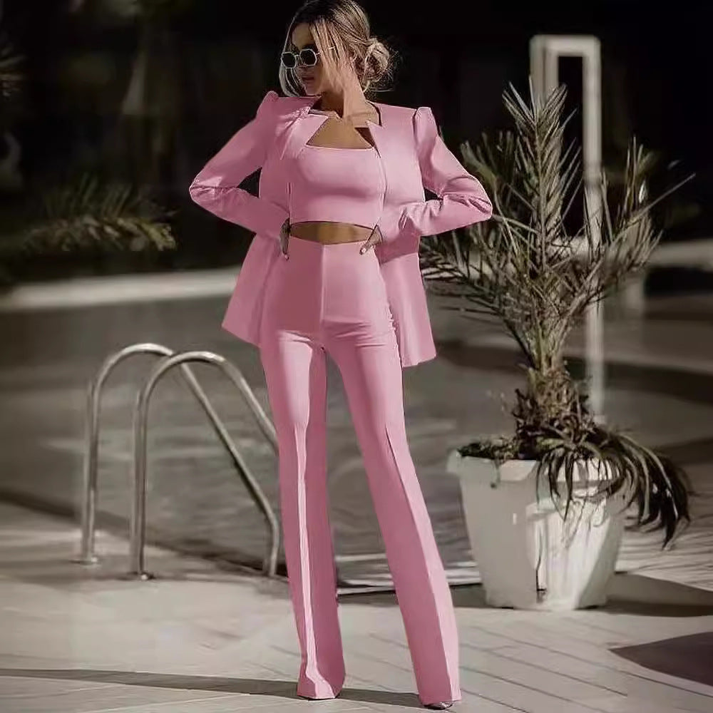 Abito 3 pezzi - silhouette moderna con dettagli sofisticati - VAleG