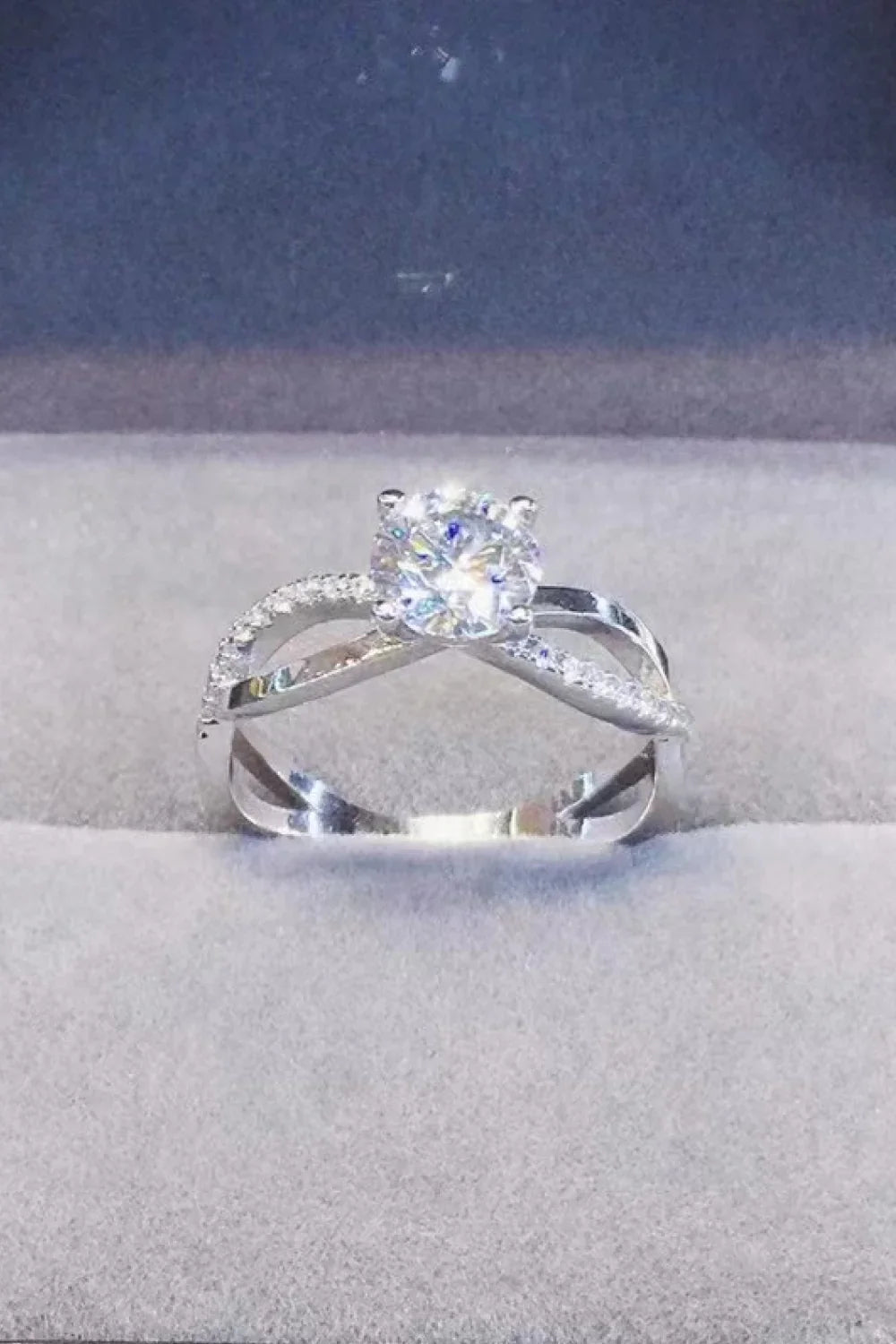 2 Carat Moissanite Crisscross 925 Sterling Silver Ring - VAleG
