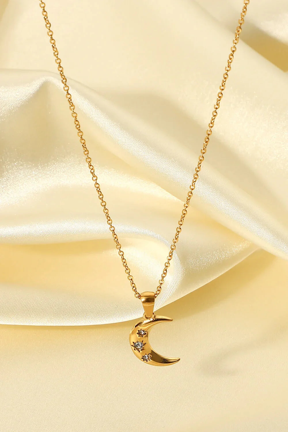 18K Gold Plated Inlaid Zircon Moon Pendant Necklace - VAleG