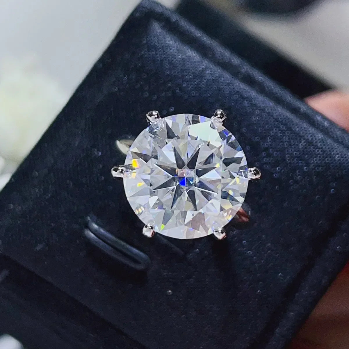 10 Carat Moissanite 925 Sterling Silver Ring - VAleG