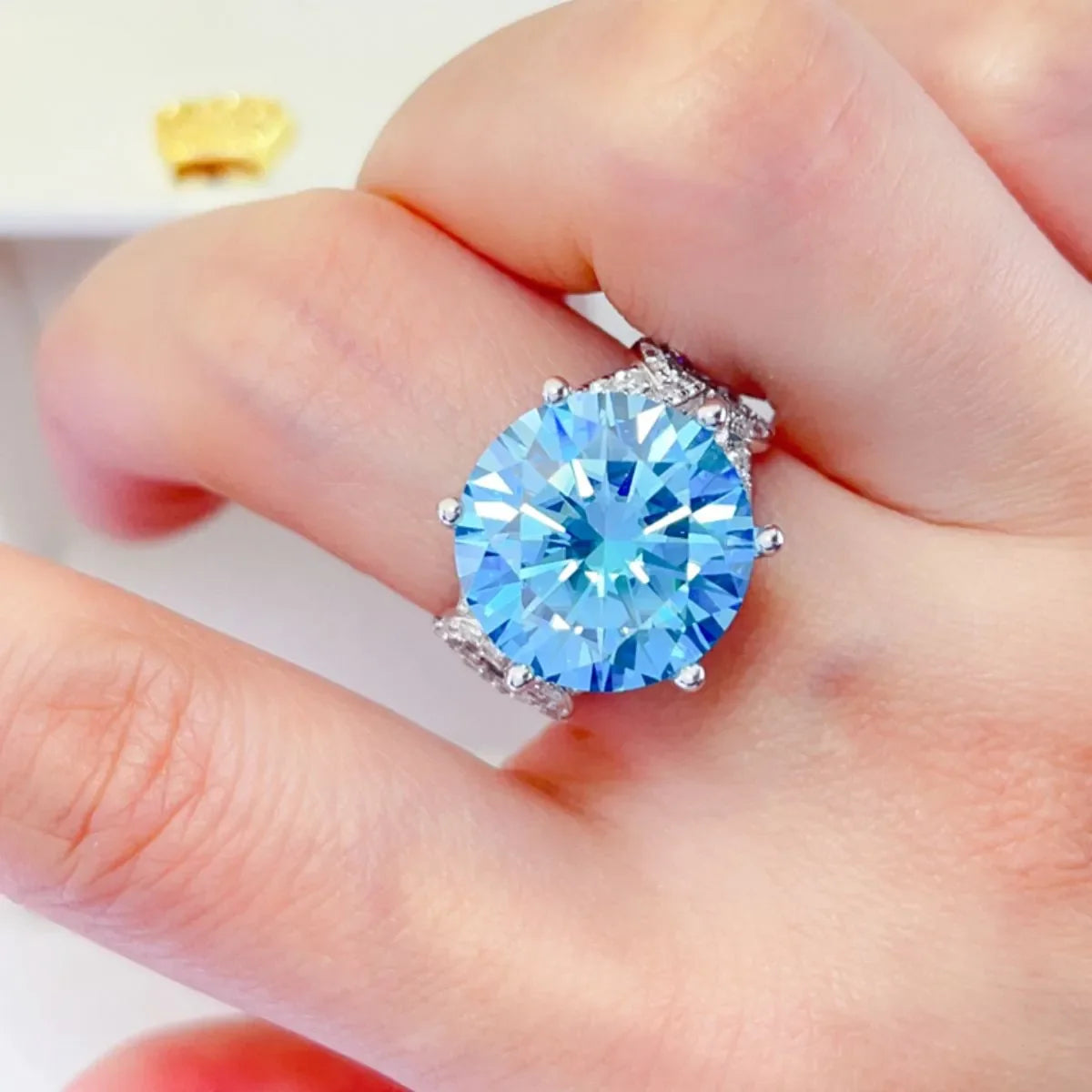10 Carat Moissanite 925 Sterling Silver Ring - VAleG