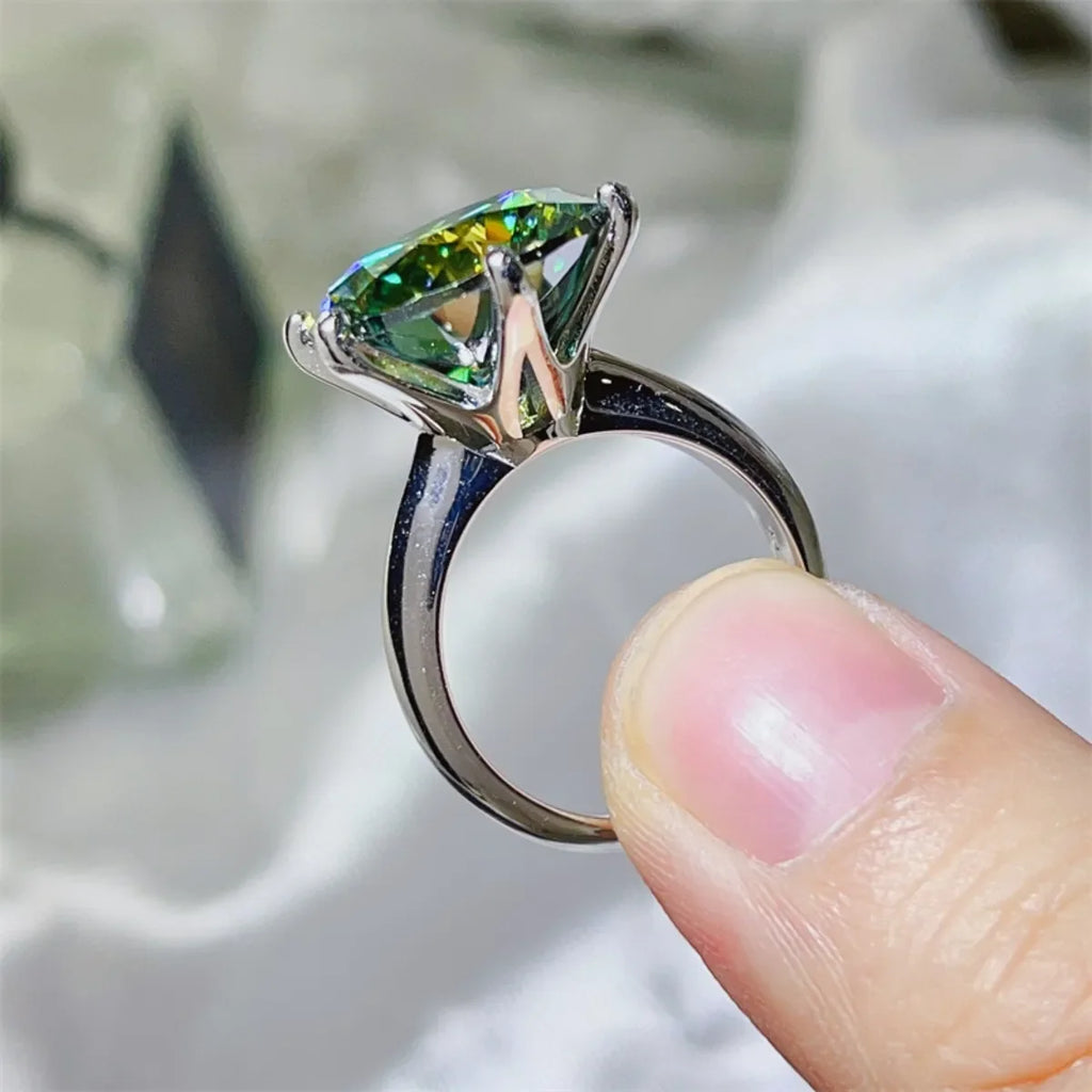 10 Carat Moissanite 925 Sterling Silver Ring - VAleG