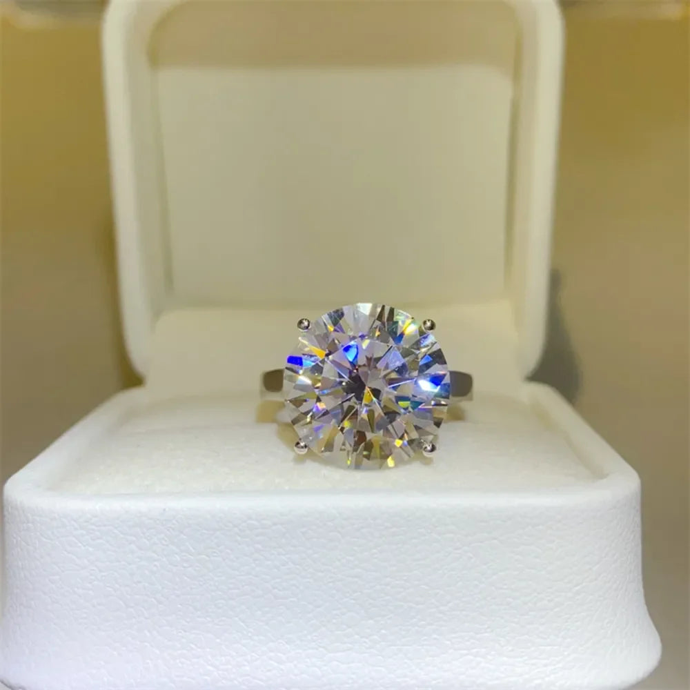 10 Carat Moissanite 925 Sterling Silver Ring - VAleG