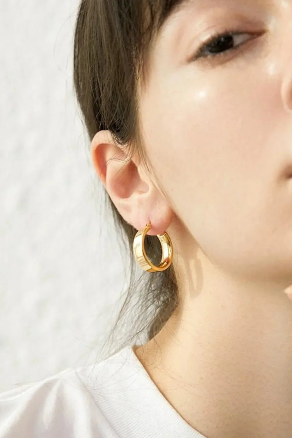 Gold-Plated Brass Huggie Earrings - VAleG