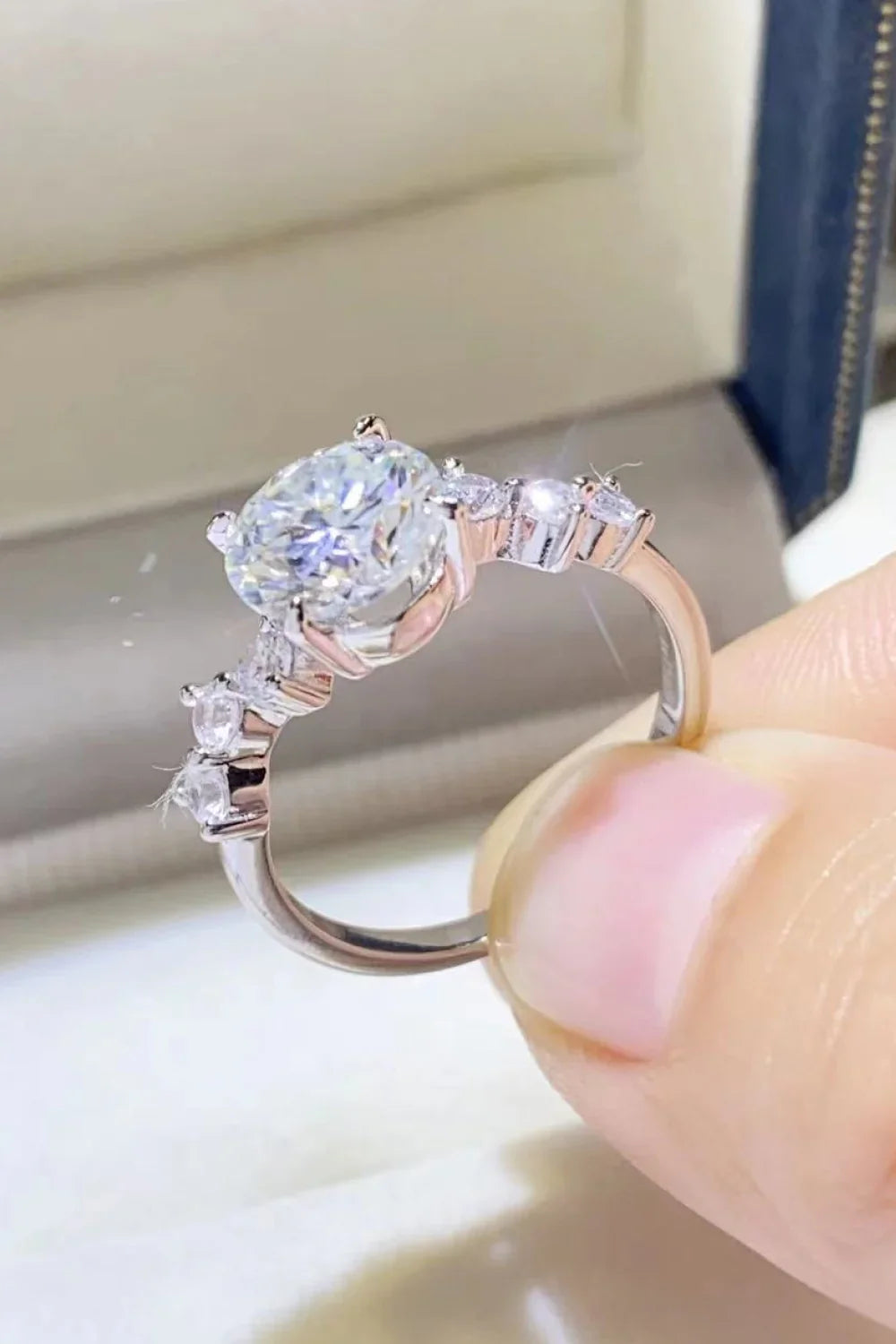 2 Carat Moissanite 925 Sterling Silver Ring - VAleG