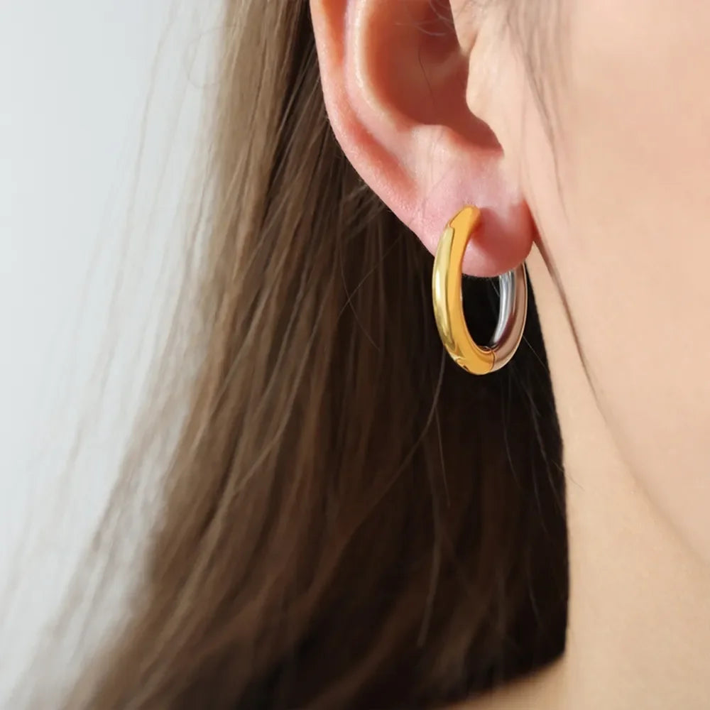 18K Gold-Plated Huggie Earrings - VAleG