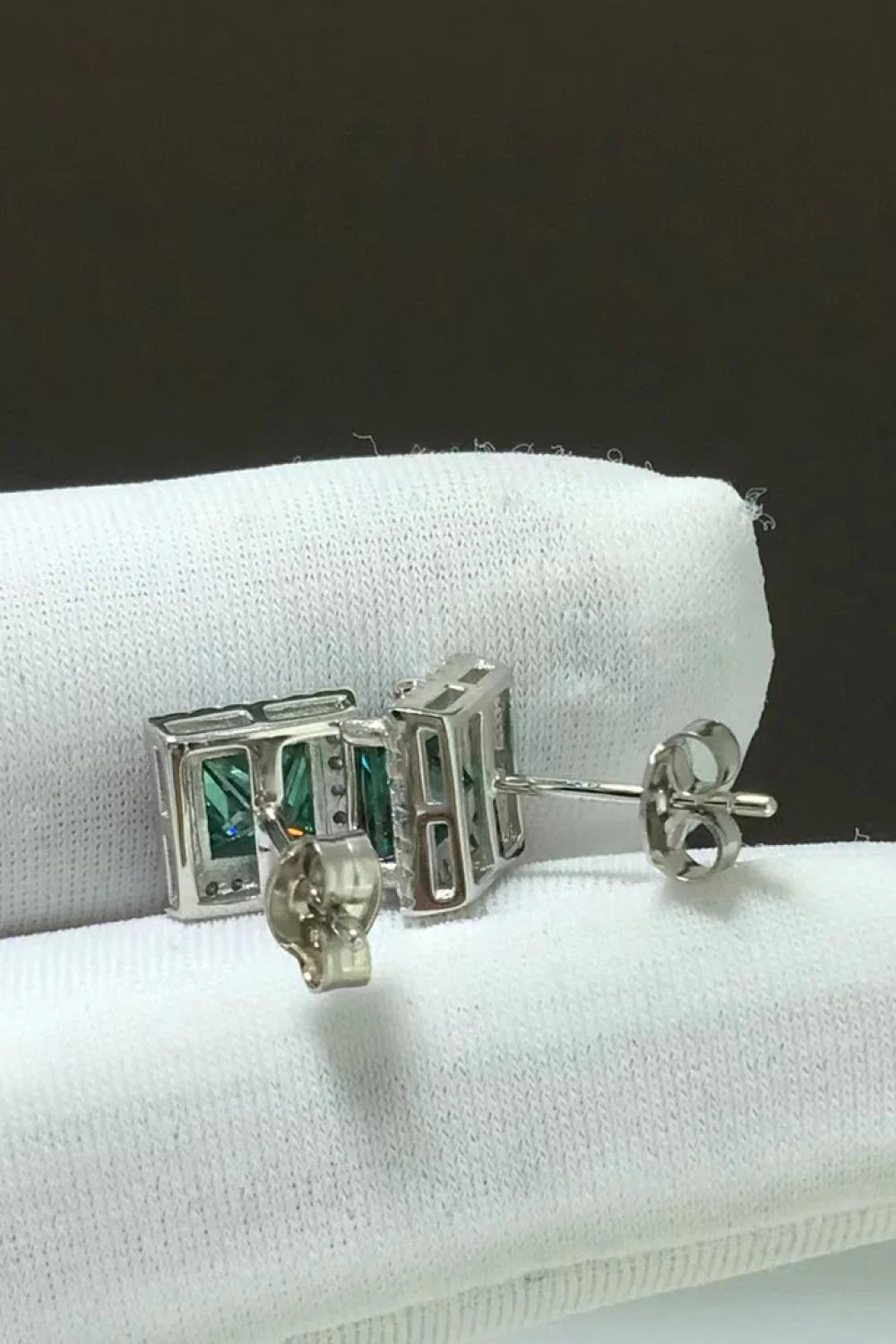 2 Carat Moissanite Square Stud Earrings - VAleG