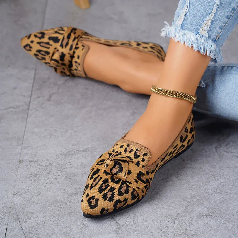 Plus Size Flyknit Flat Low-cut Shoes Female Pointed-toe Bowknot Boat Shoes - VAleG