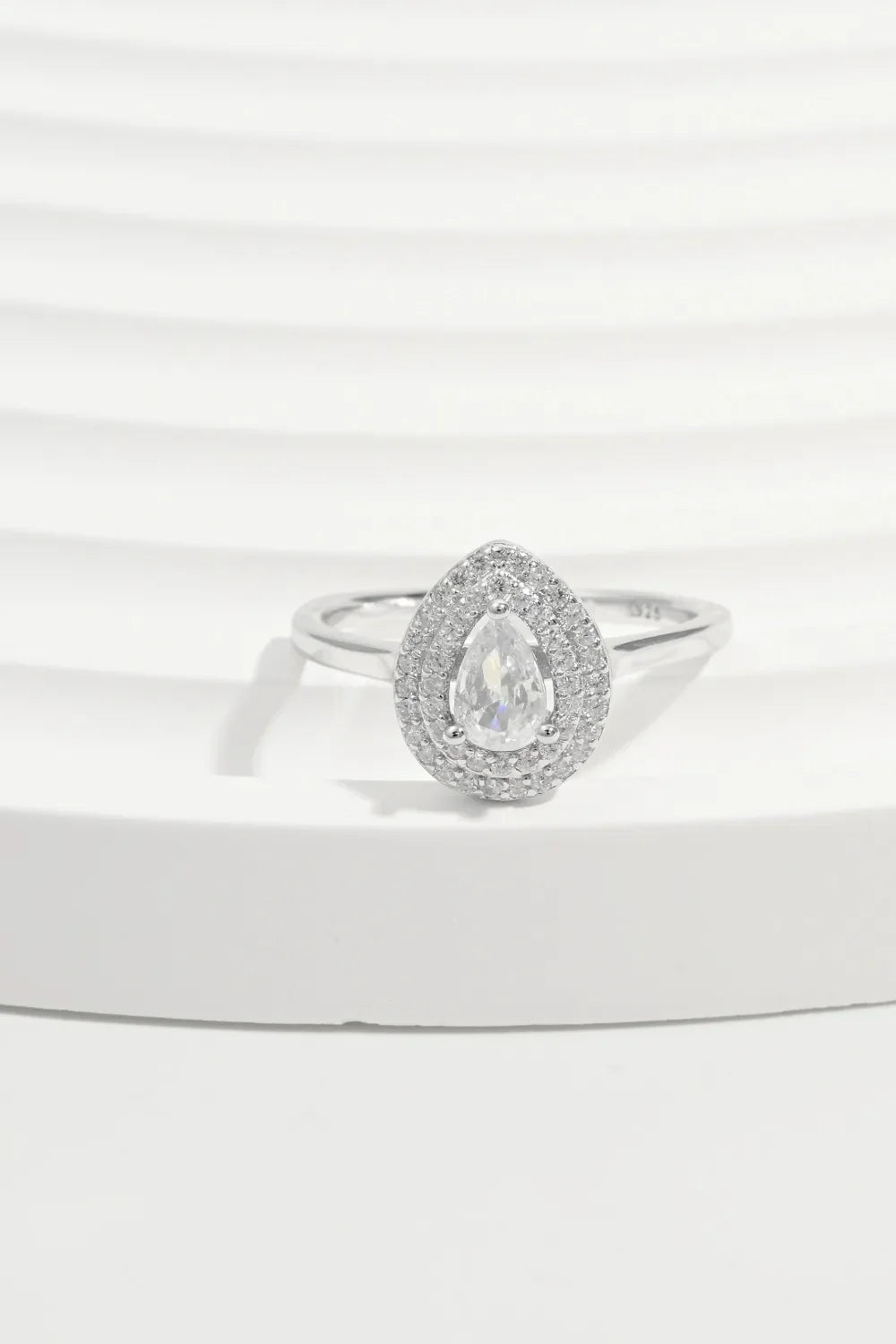 925 Sterling Silver Inland Zircon Ring - VAleG