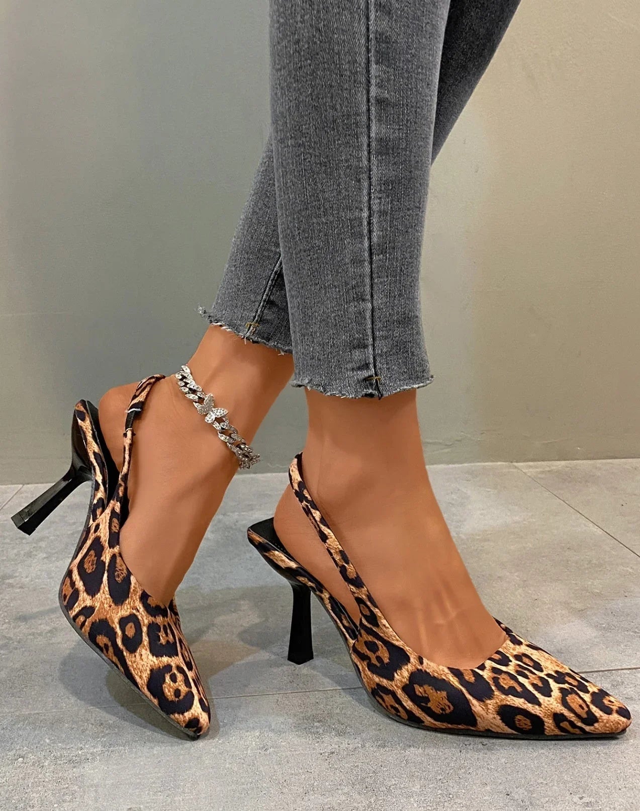 Women's Stiletto Pointed White Back Strap Shoes Slim-fit Strap High Heels - VAleG