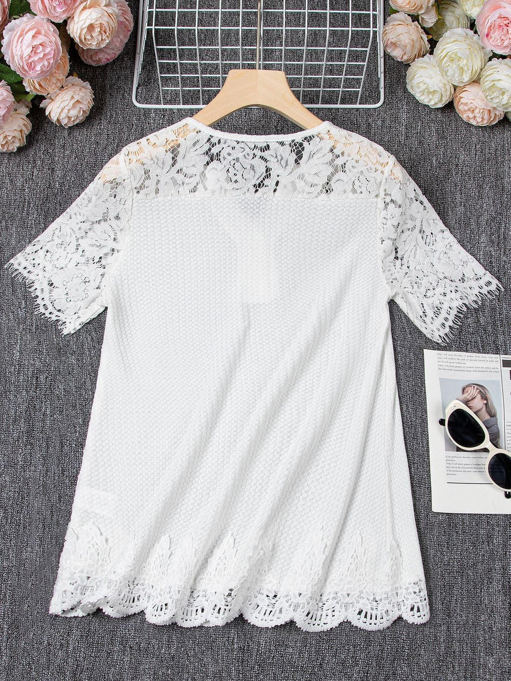 Plus Size Women's Knitted Lace Stitching Lace Short-sleeved T-shirt - VAleG