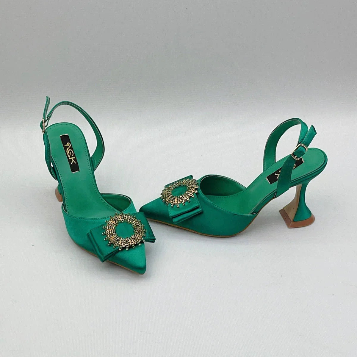 European And American Pointed Toe Rhinestone Closed Toe Strap High Heel Sandals - VAleG