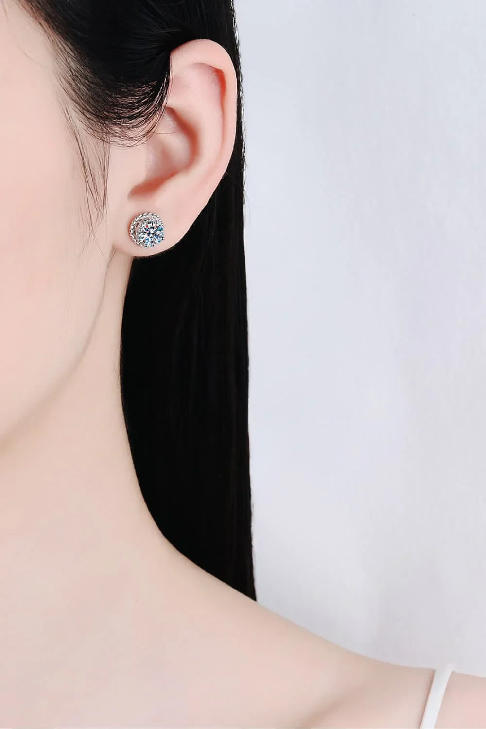 2 Carat Moissanite 925 Sterling Silver Stud Earrings - VAleG