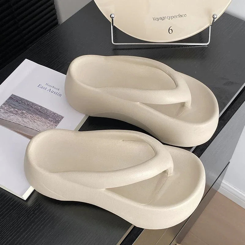 Women's Soft-soled Shit Feeling Beach Slippers - VAleG