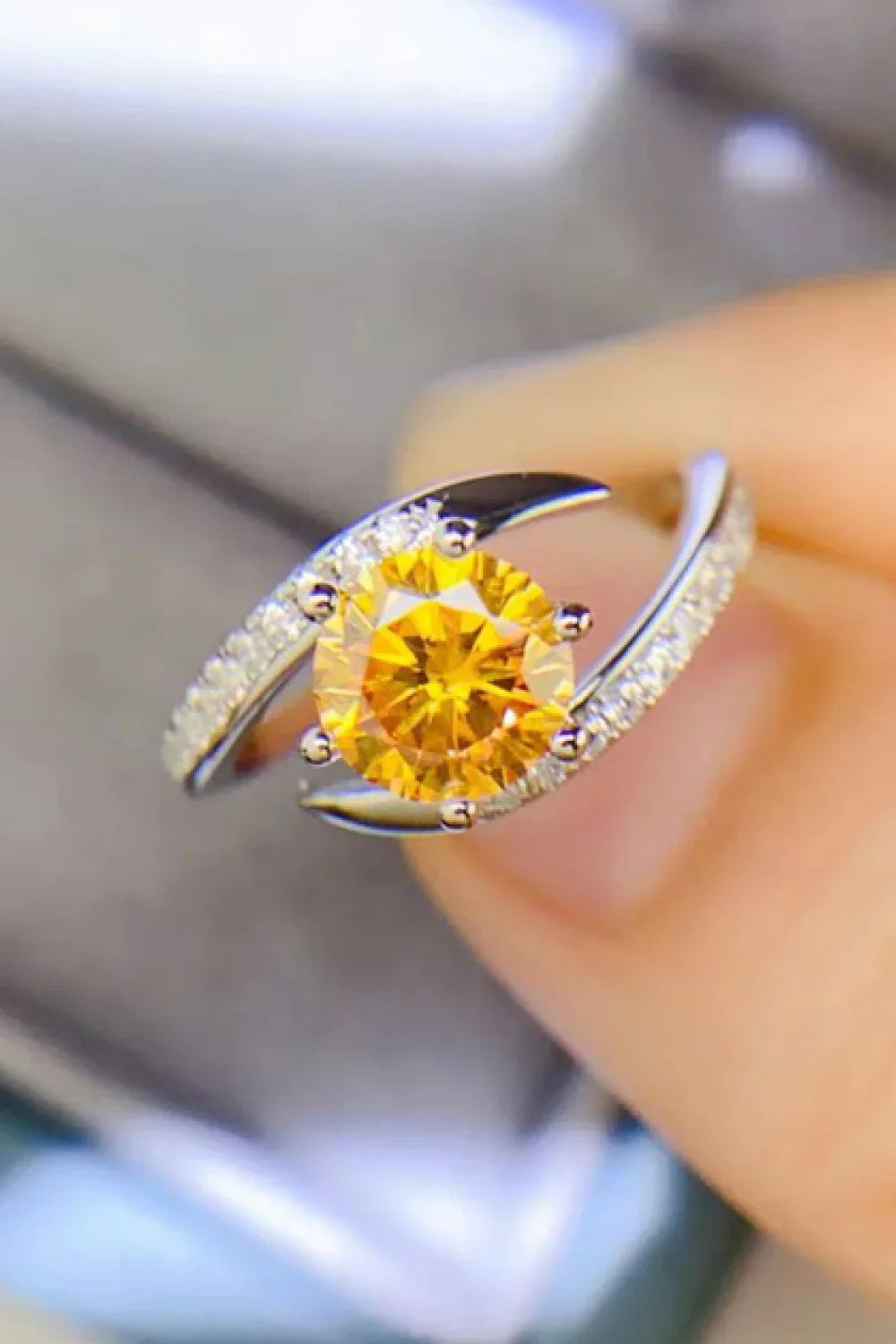 1 Carat Moissanite 925 Sterling Silver Ring - VAleG