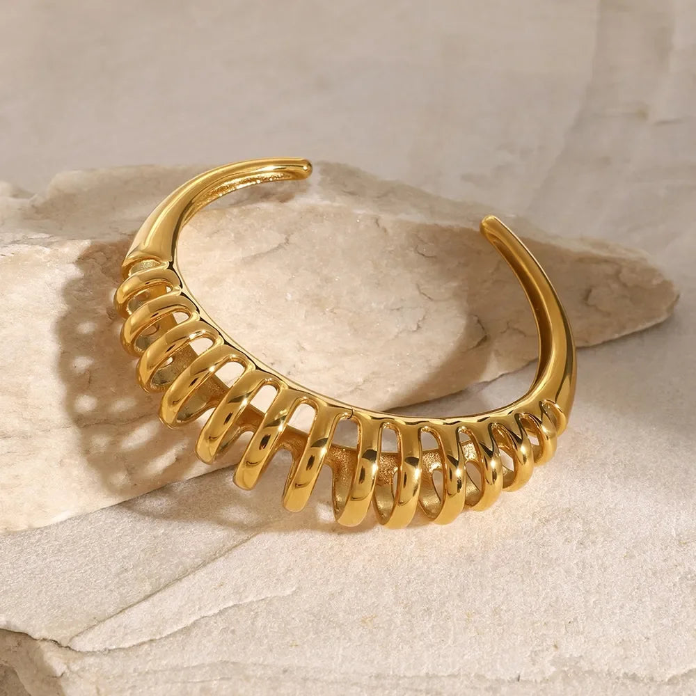 18K Gold-Plated Stainless Steel Cutout Bracelet - VAleG