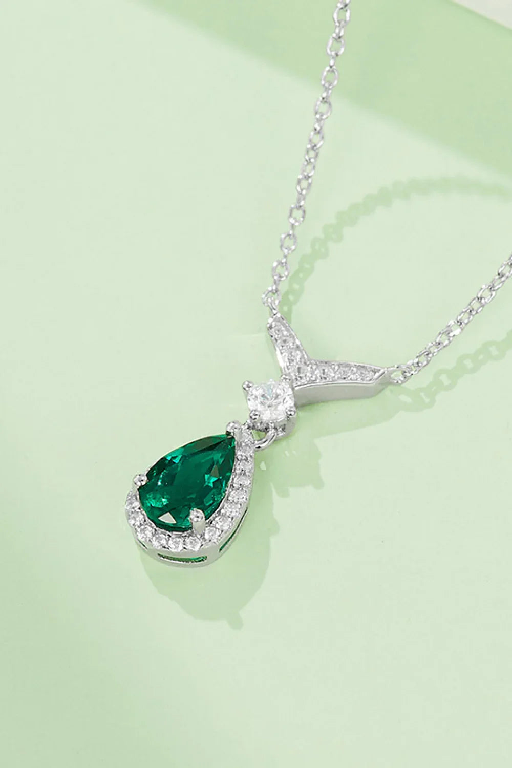 Lab-Grown Emerald Teardrop Necklace - VAleG