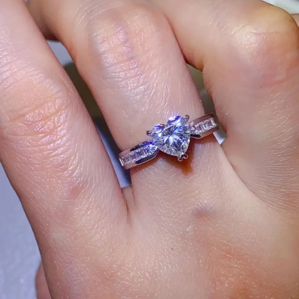 1 Carat Moissanite 925 Sterling Silver Ring - VAleG