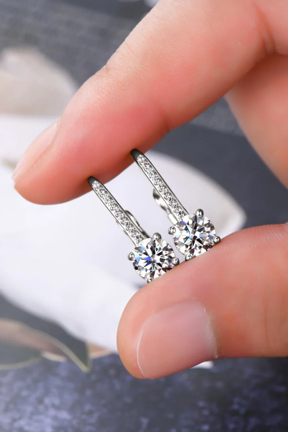 2 Carat Moissanite 925 Sterling Silver Earrings - VAleG