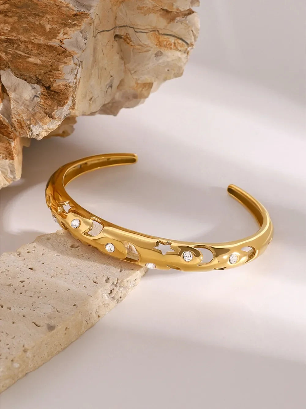 Stainless Steel Inlaid Rhinestone Cutout Bracelet - VAleG