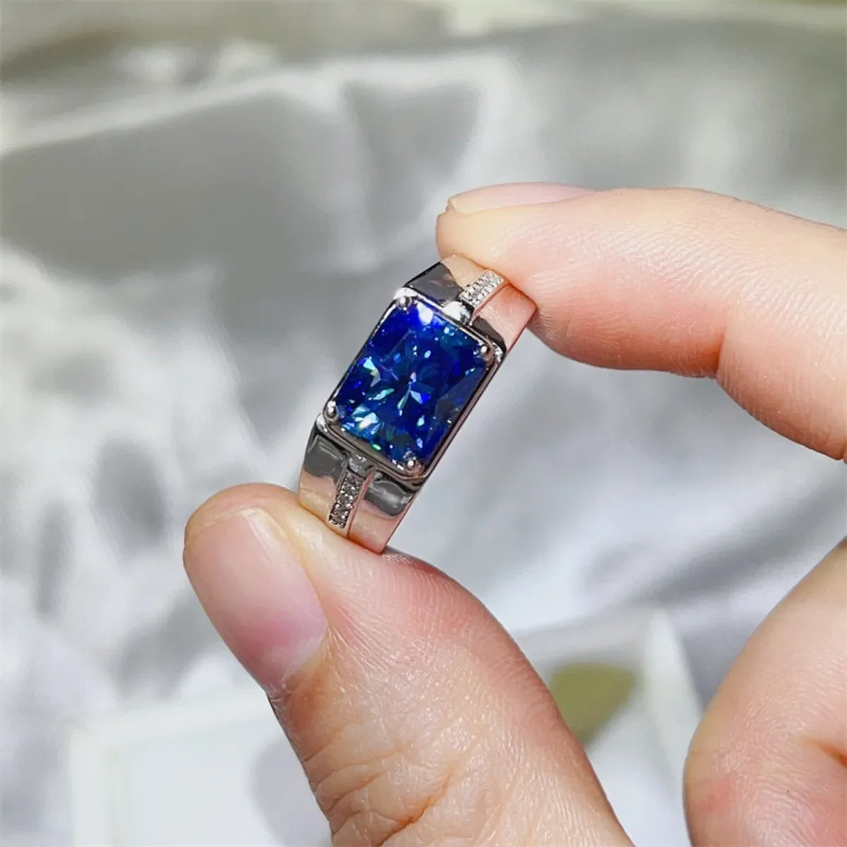 2 Carat Moissanite 925 Sterling Silver Ring - VAleG
