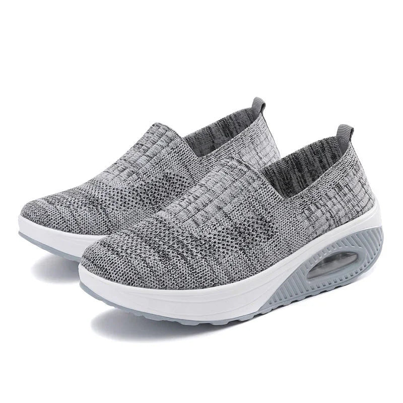 Middle-aged And Elderly Mom Shoes Mesh Outdoor Running Shoes - VAleG