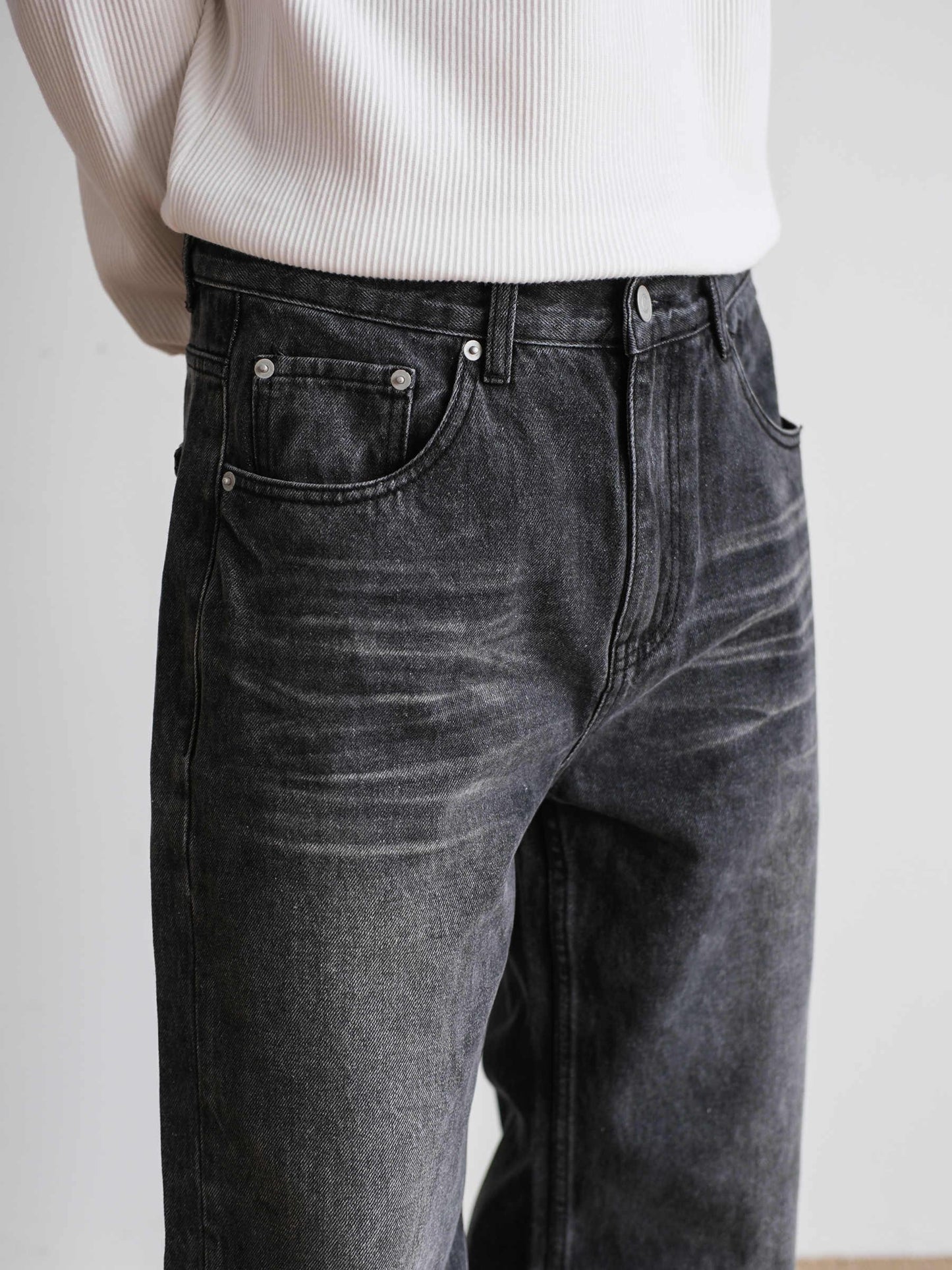 Men's Straight Retro Black Washed Jeans - VAleG