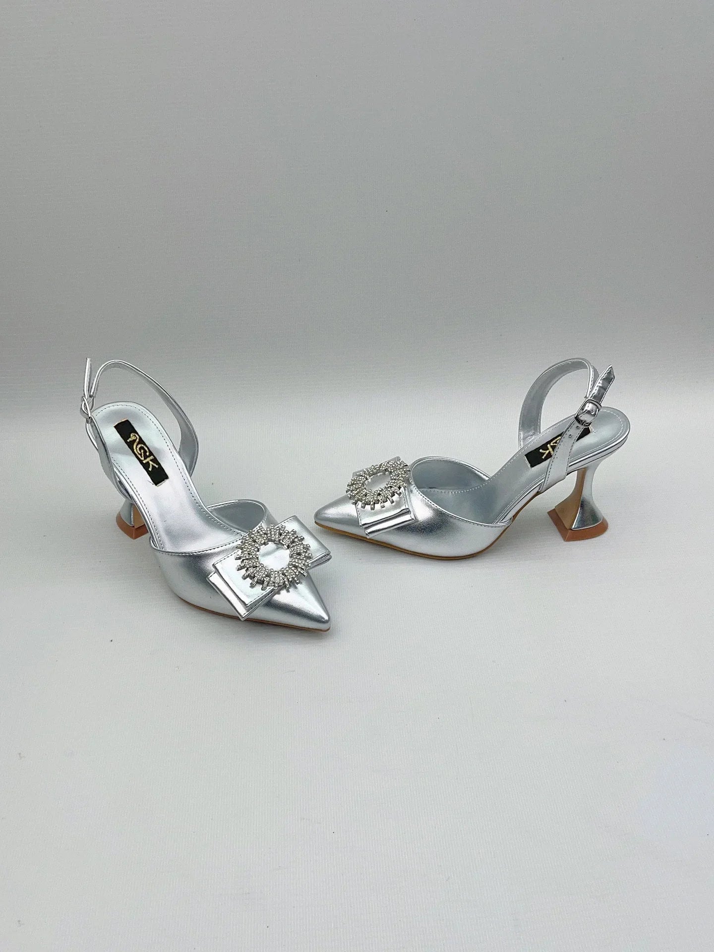 European And American Pointed Toe Rhinestone Closed Toe Strap High Heel Sandals - VAleG