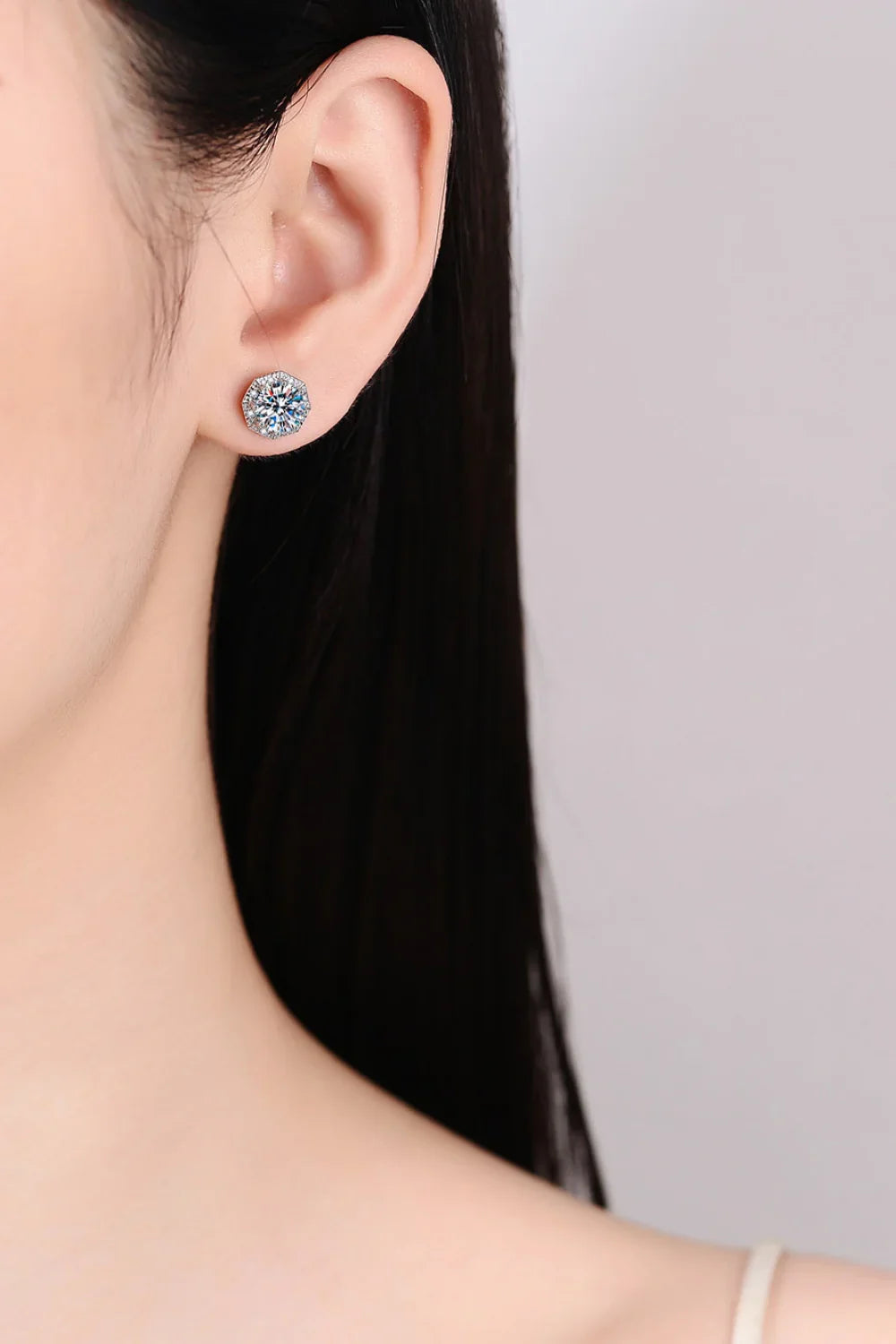 2 Carat Moissanite 925 Sterling Silver Stud Earrings - VAleG