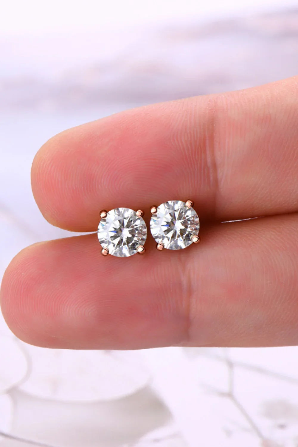 2 Carat Moissanite 925 Sterling Silver Stud Earrings - VAleG