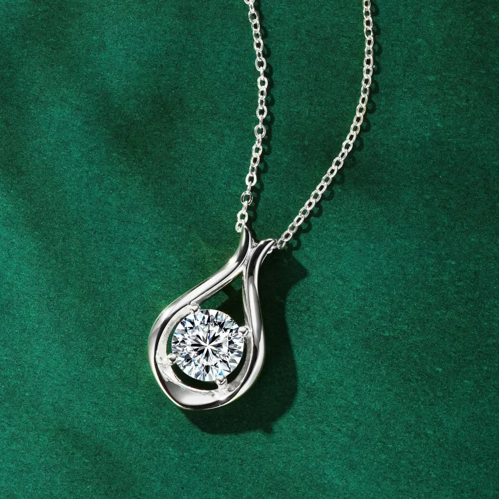 2 Carat Moissanite 925 Sterling Silver Pendant Necklace - VAleG