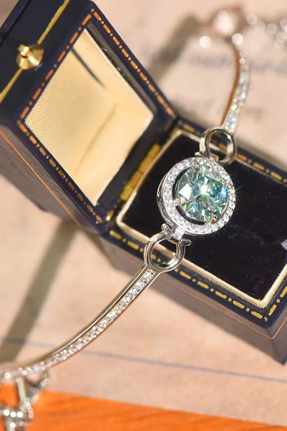 2 Carat Moissanite Platinum-Plated Bracelet - VAleG