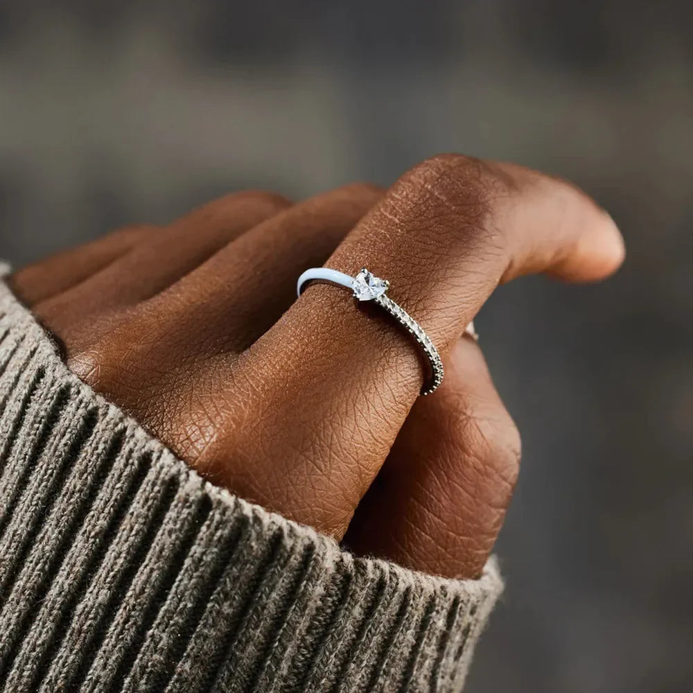 Heart Shape Inlaid Zircon Enamel Ring - VAleG
